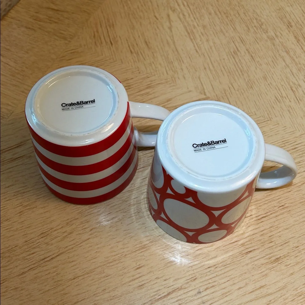 Crate & Barrel Circles & Stripes Mugs (2)